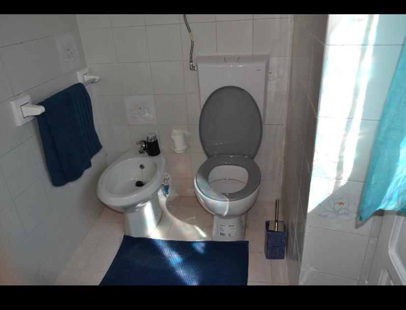 Flat In Olbia Centro Appartement Buitenkant foto