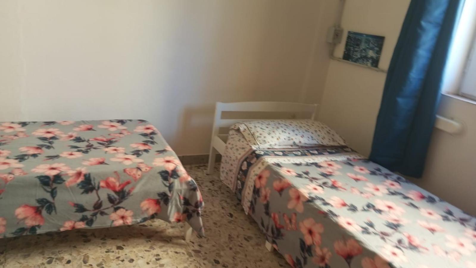 Flat In Olbia Centro Appartement Buitenkant foto